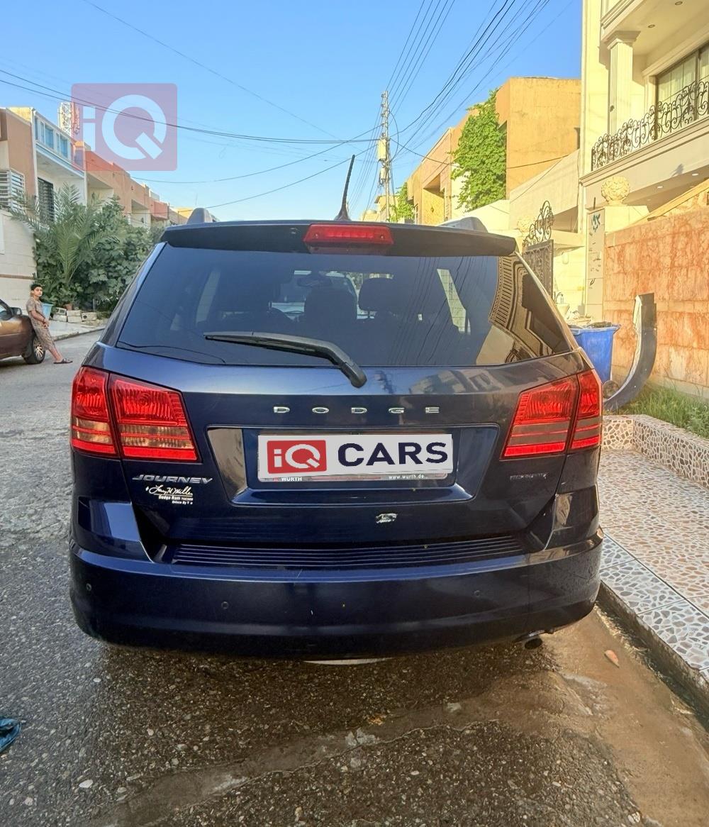 دودج جورني